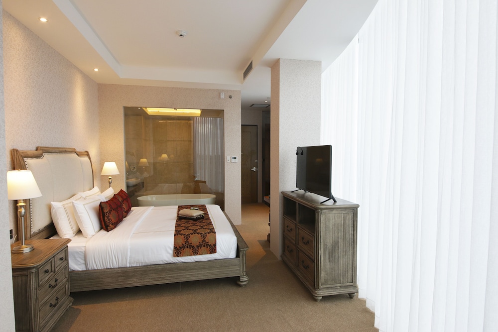 Cinnamon Hotel Boutique Syariah 8/29