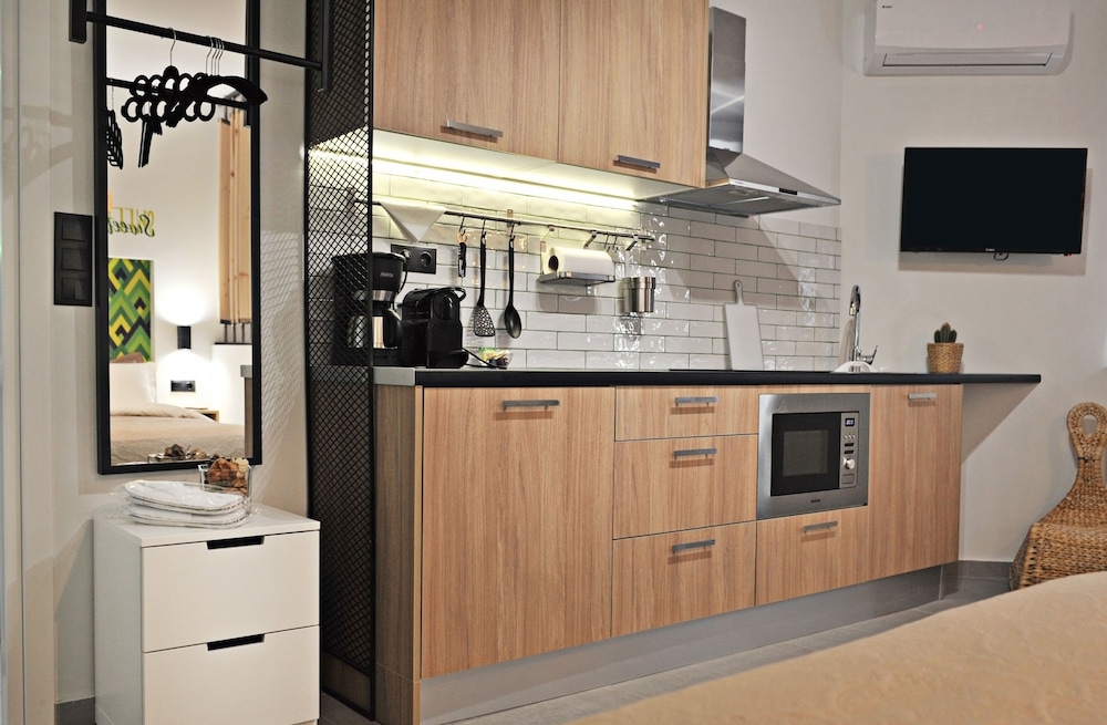 The Athenians Modern Apartments 39/50