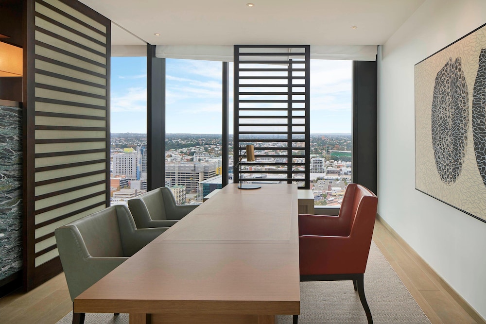 The Westin Perth 33/45