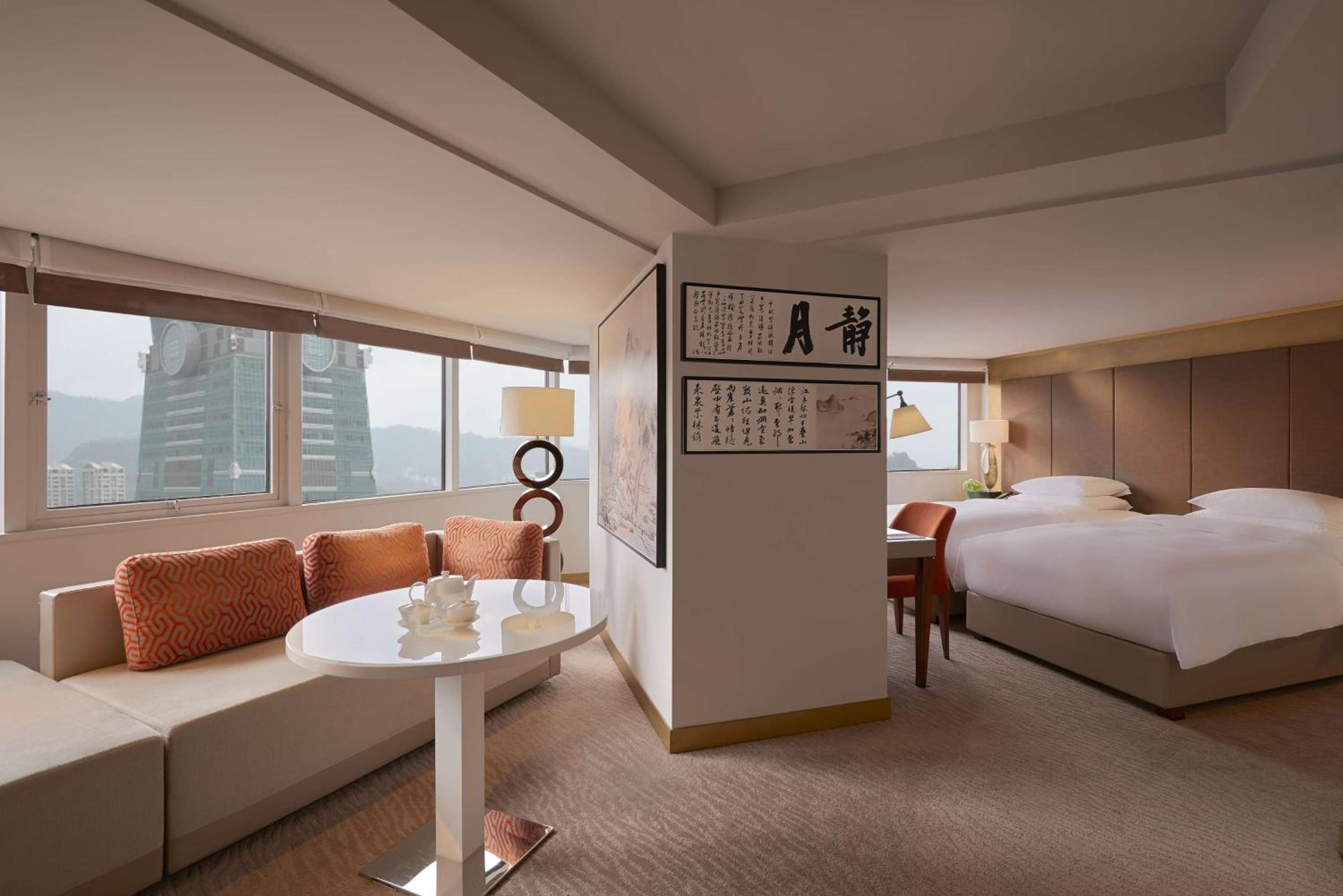 Premium, Studio, Twin Beds, Taipei 101 View, Sofa