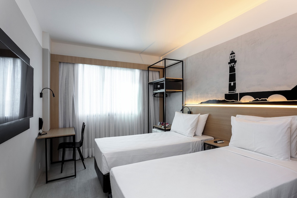 Superior, Twin Beds