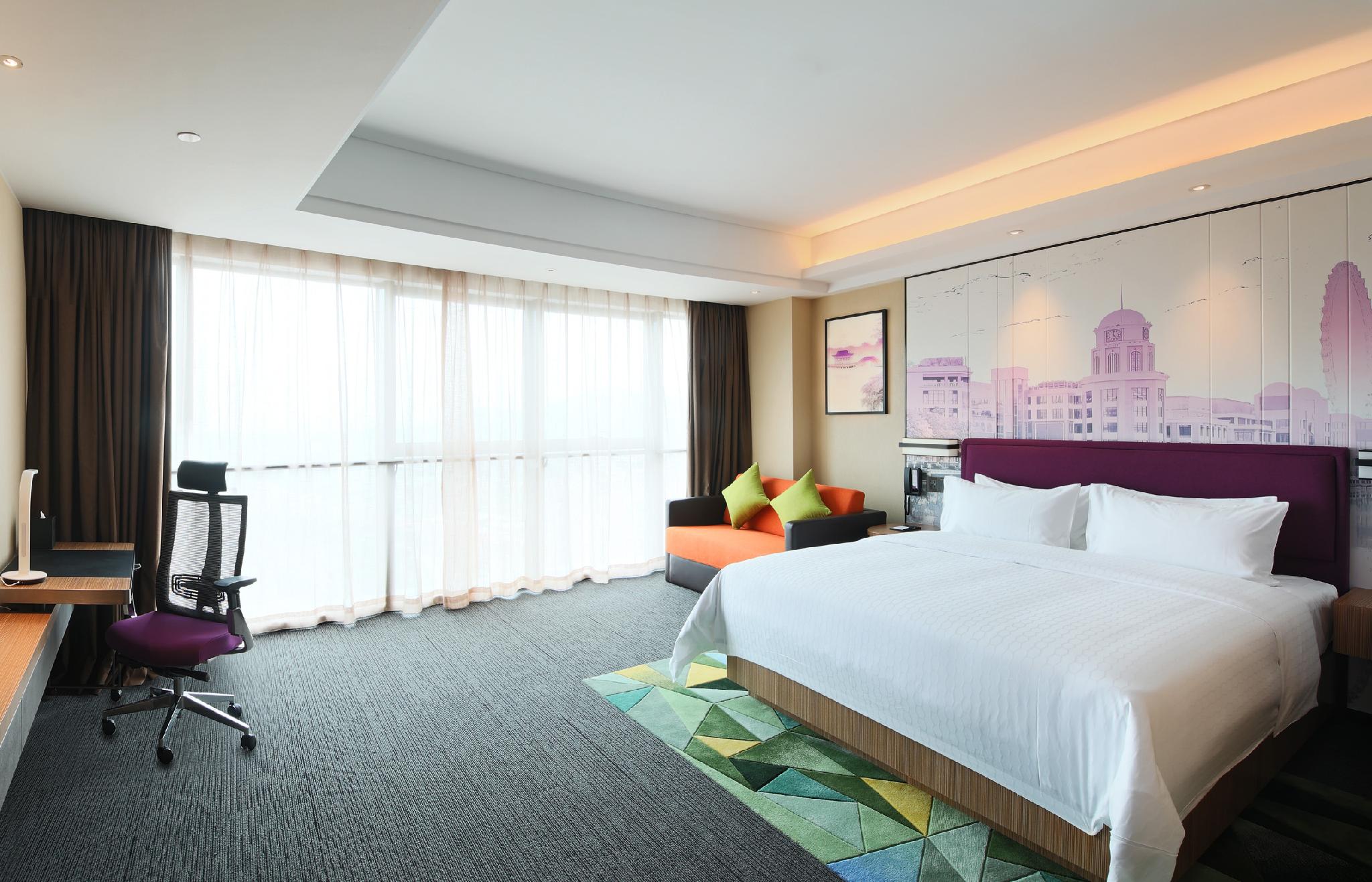 Room at Hampton by Hilton Zhongshan Nanlang, ZHONGSHAN