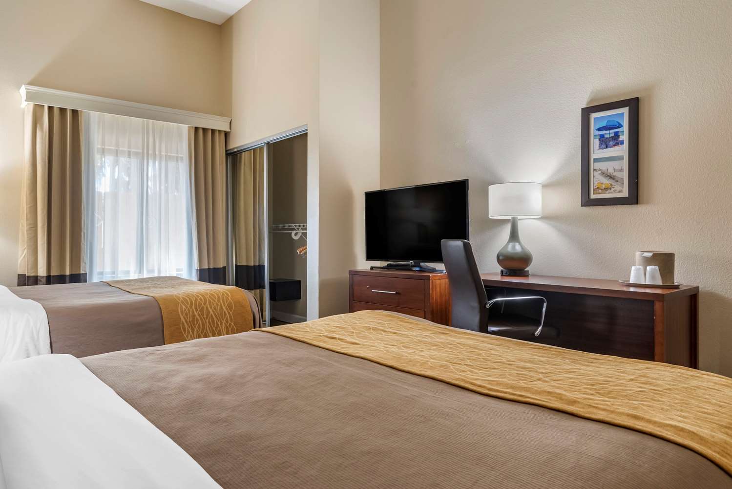 ROOM, 2 QUEEN BEDS, ACCESSIBLE
