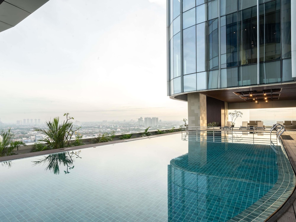 Novotel Jakarta Pulo Mas 3/50