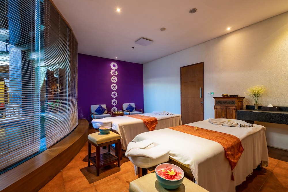 Vouk Hotel And Suites 32/71