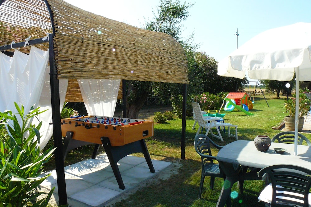 La Mimosa 34/50