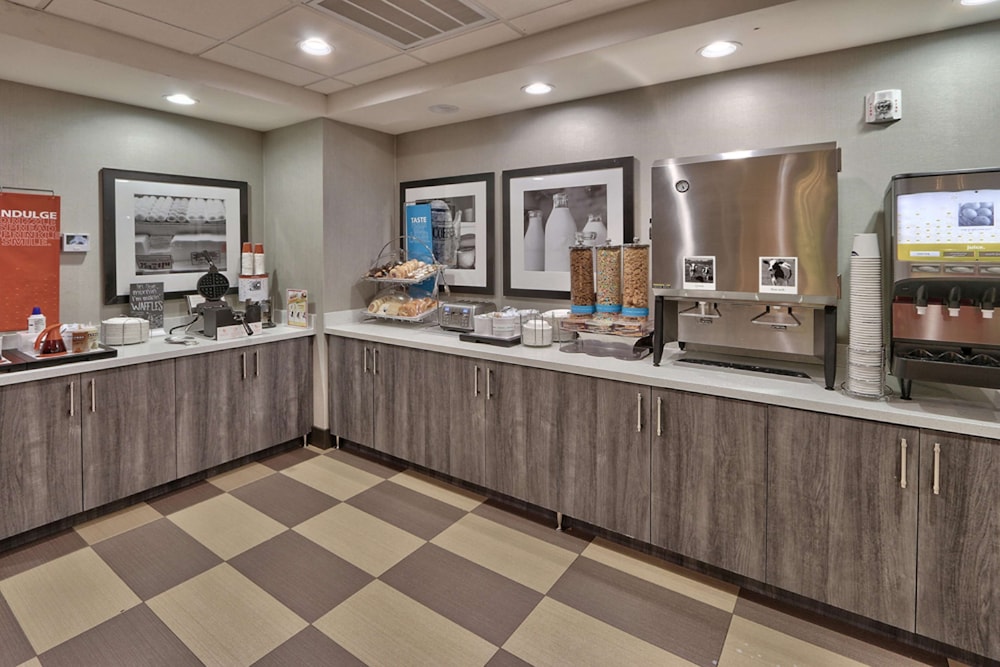 Hampton Inn And Suites Guthrie 14/53