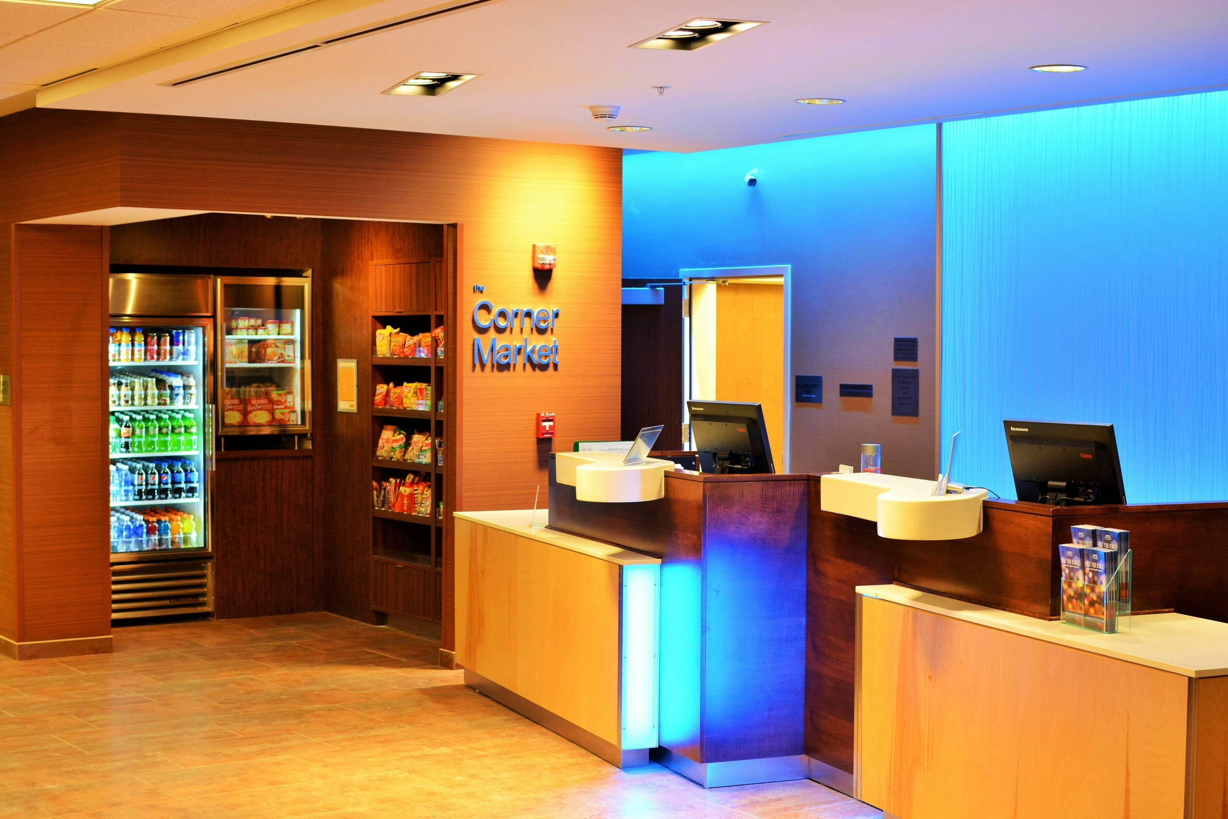 Lobby at Fairfield Inn Suites Omaha Northwest, OMAHA - NE