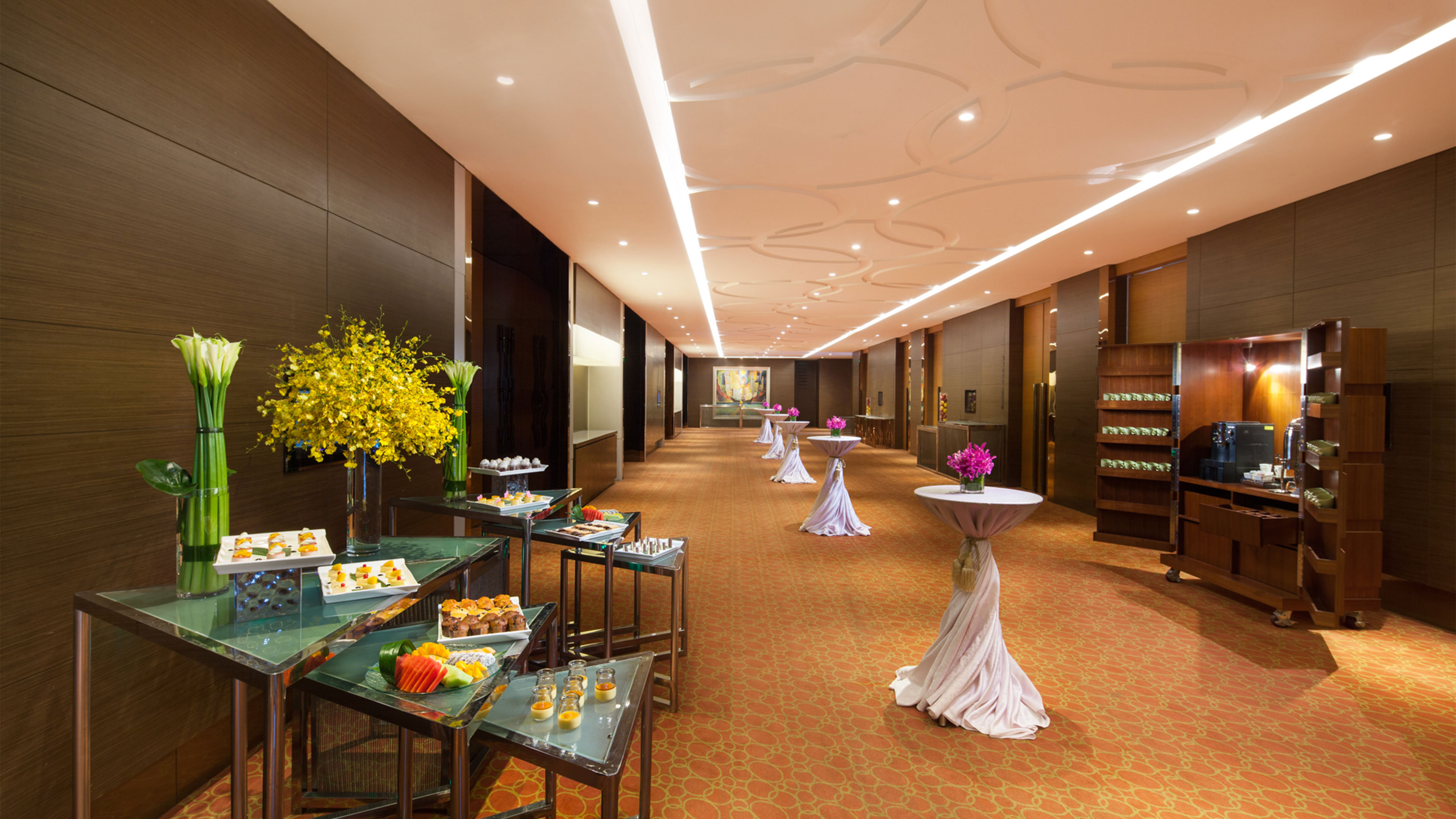 Crowne Plaza Shanghai Jinxiu by IHG 64/74