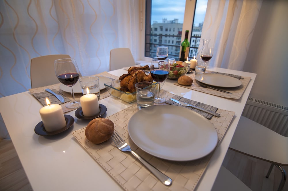CORVIN CENTER SUITES 66/87