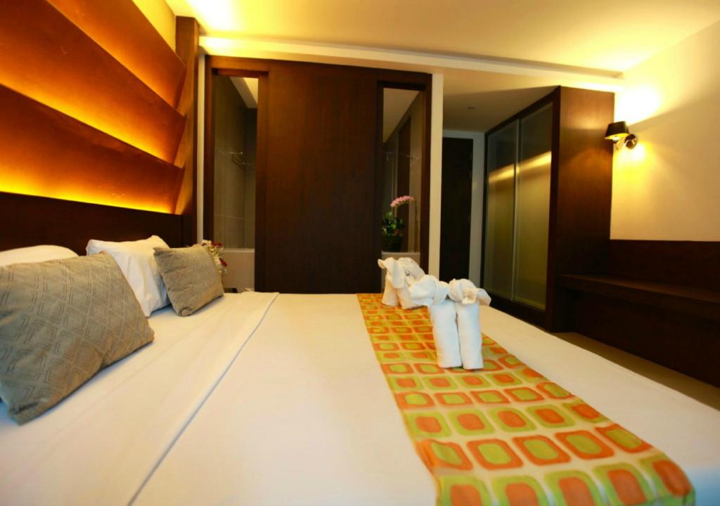 The Bangkok Major Suite 25/50