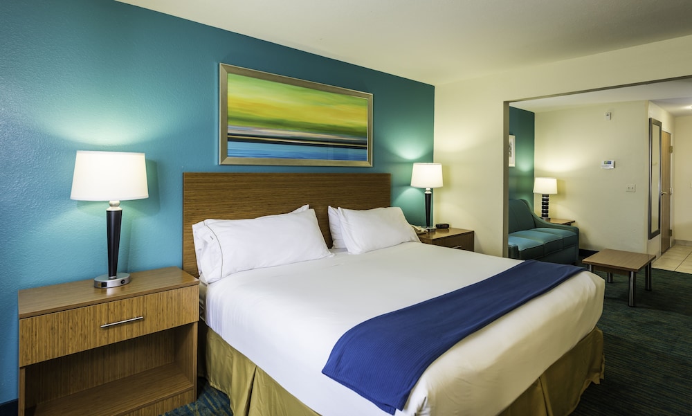 Holiday Inn Express & Suites Jacksonville - Blount Island, an IHG Hotel 27/80
