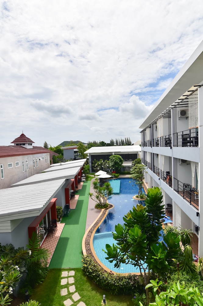 Milano Hua Hin 6/68