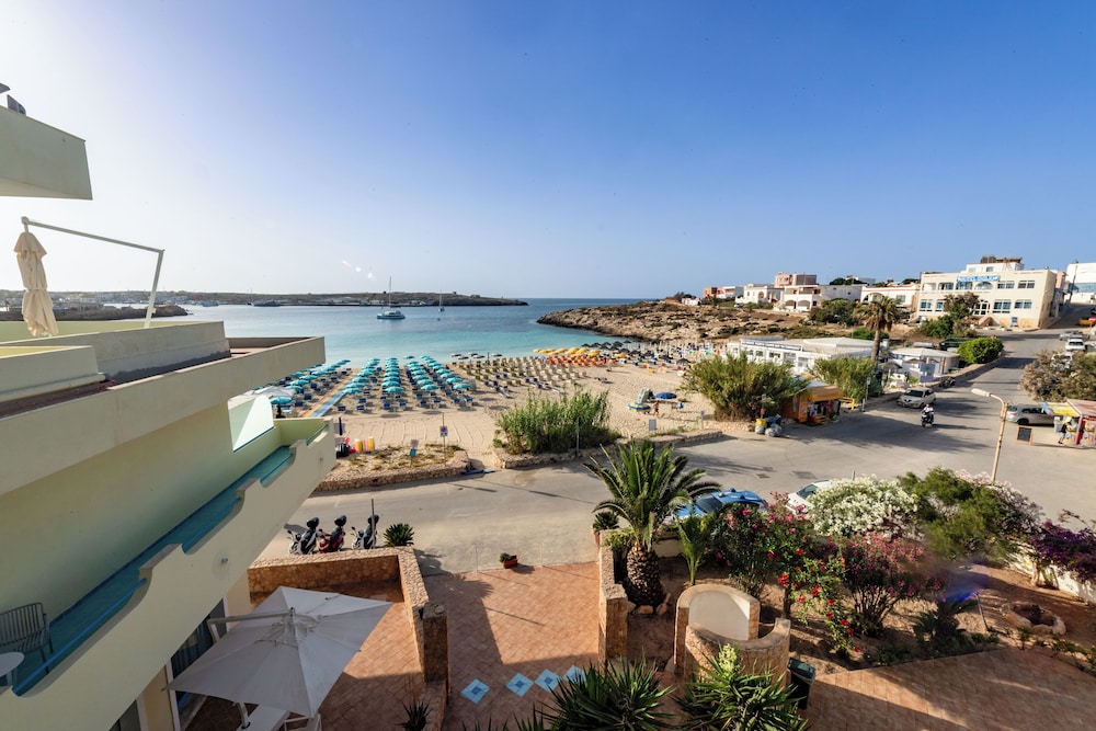 Baia Turchese Hotel 2/50