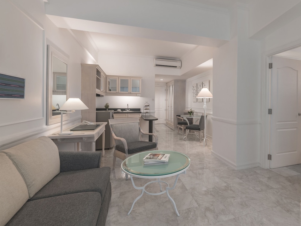 Vivere Suites 37/62