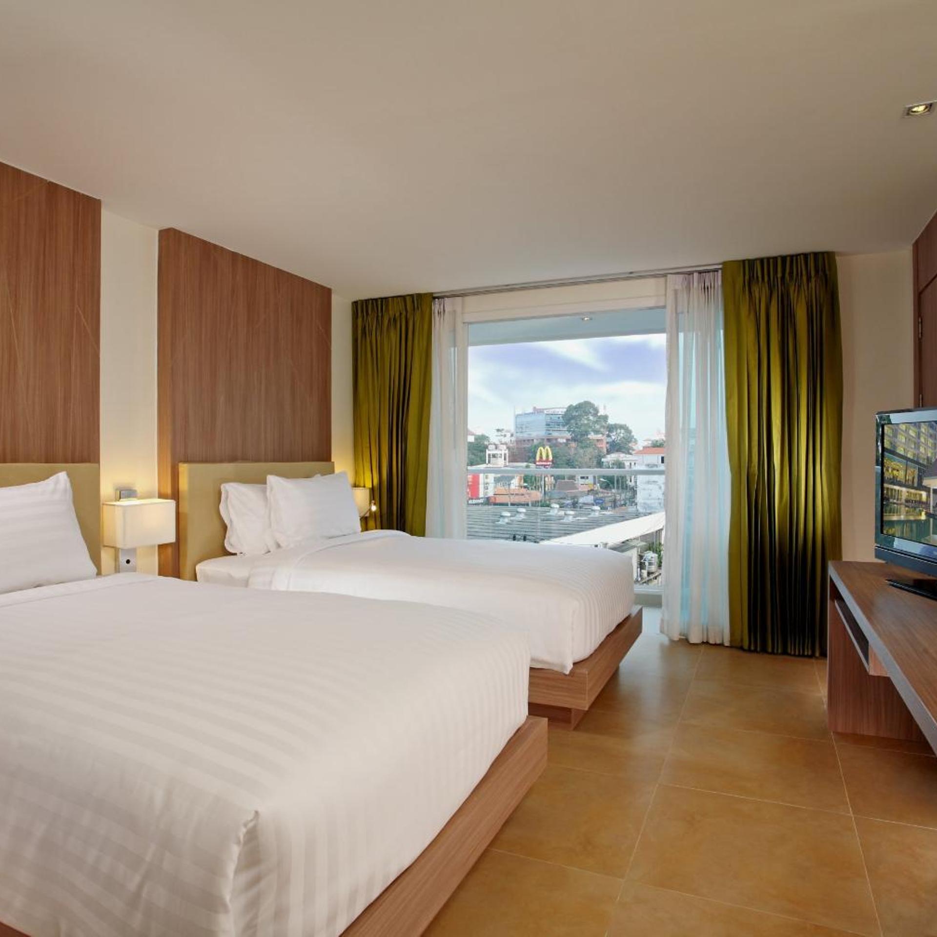 Centara 2 Bedroom - King + Queen