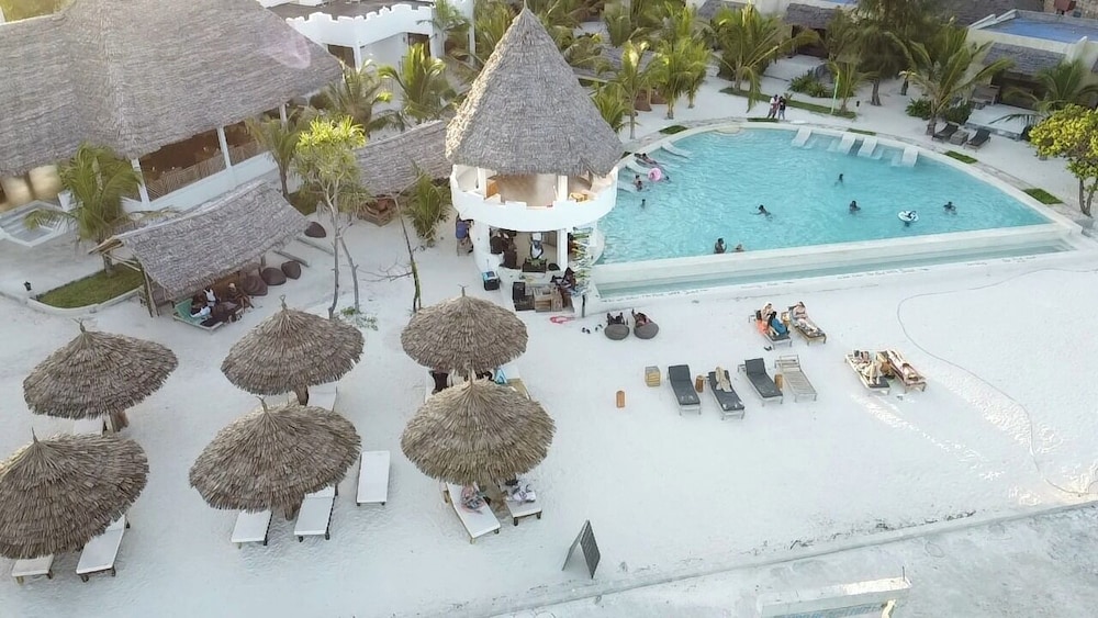 Jambo Resort by Mambo Hotels 45/50