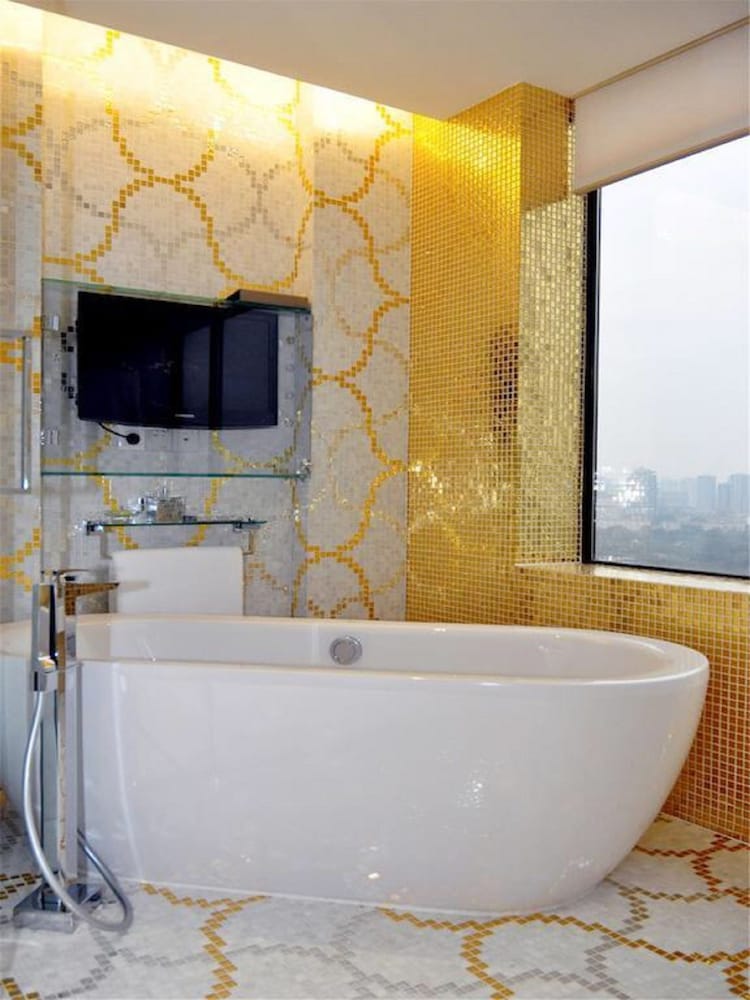 The Kunlun Beijing 65/74