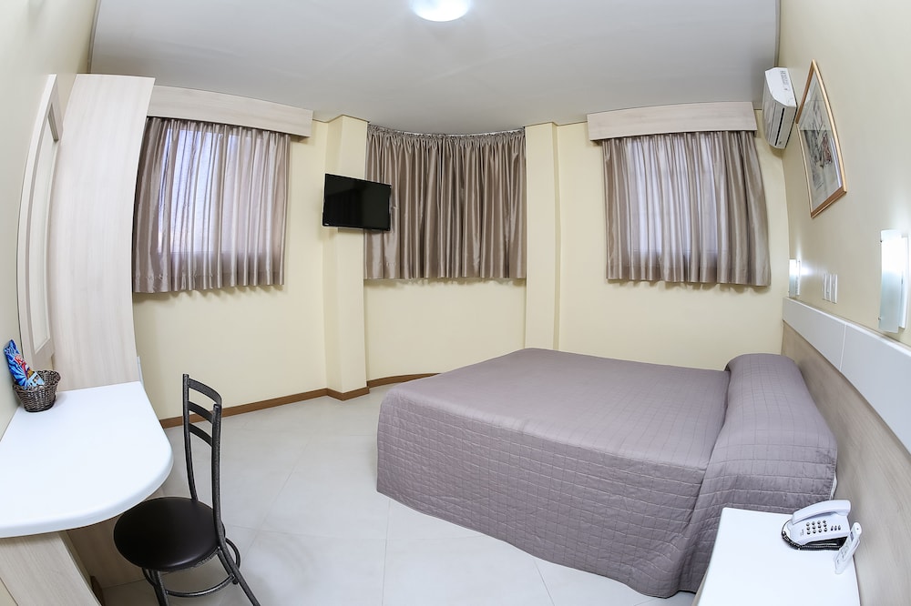 Hotel Express Savoy 16/35