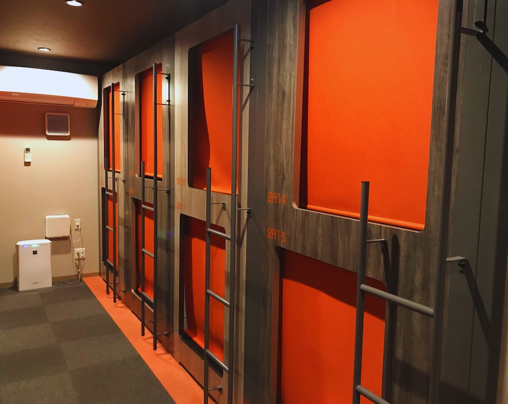 Beagle Tokyo Hostel And Apartments 4/50