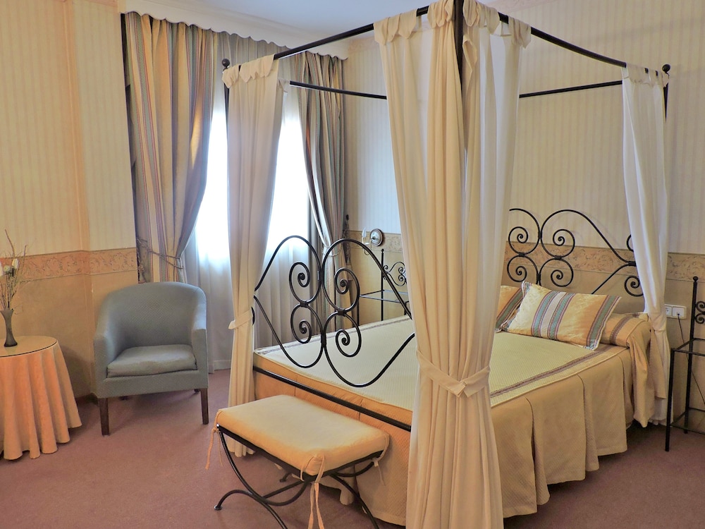 Hotel Las Yucas 31/50