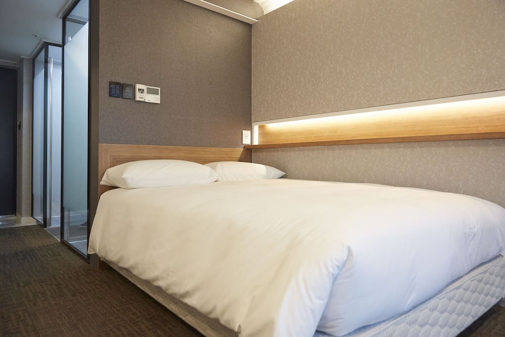 Royal Square Hotel Seoul 18/52
