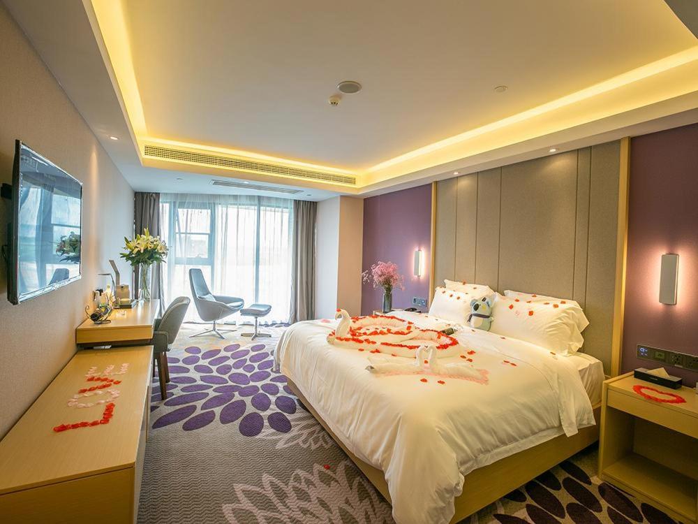 Deluxe, Twin Beds