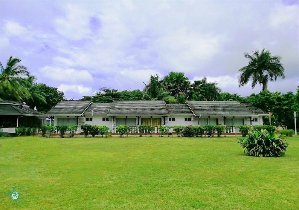 Le Relax Beach Resort 53/60