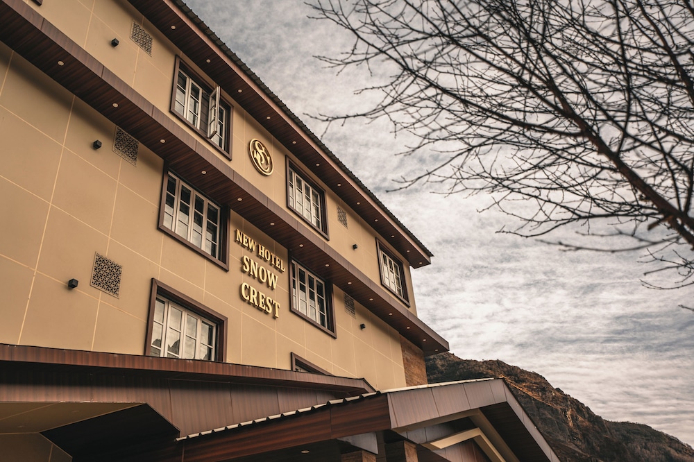 New Hotel Snow Crest 7/50