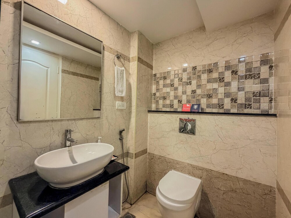 Zip By Spree Hotels Surabi International 56/58