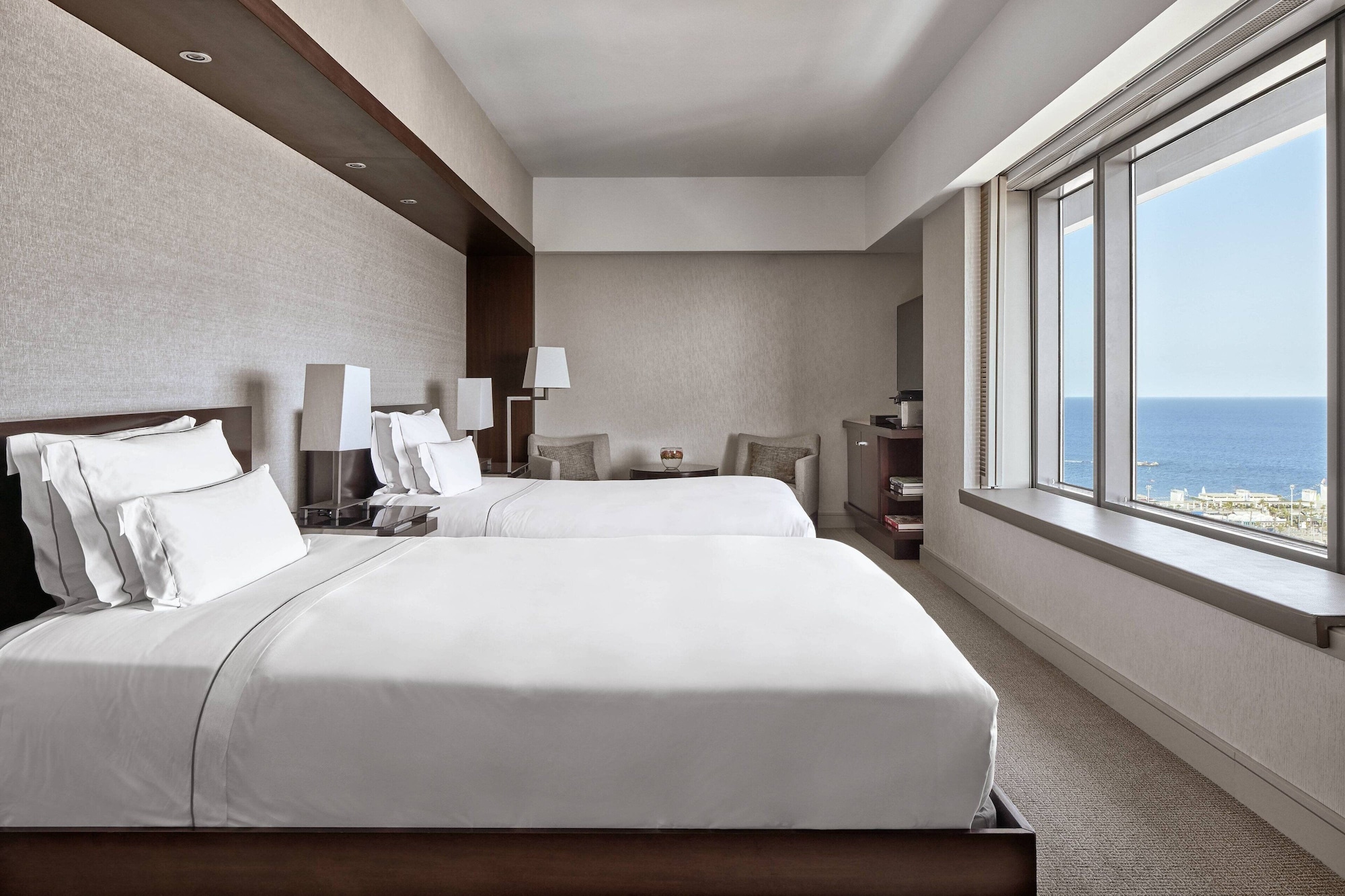 Room, 2 Double Beds, Lateral Panoramic Sea View, Lateral Sea View