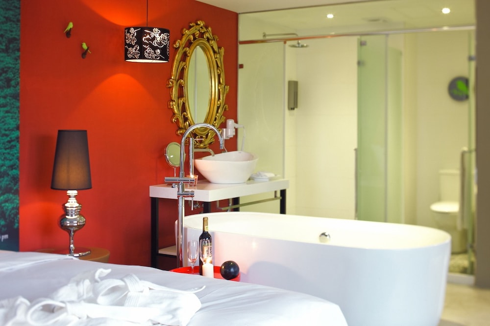 Hotel Day Plus Tamsui 65/66