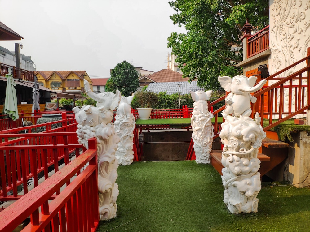 The Chaya Resort And Spa Chiang Mai 70/73