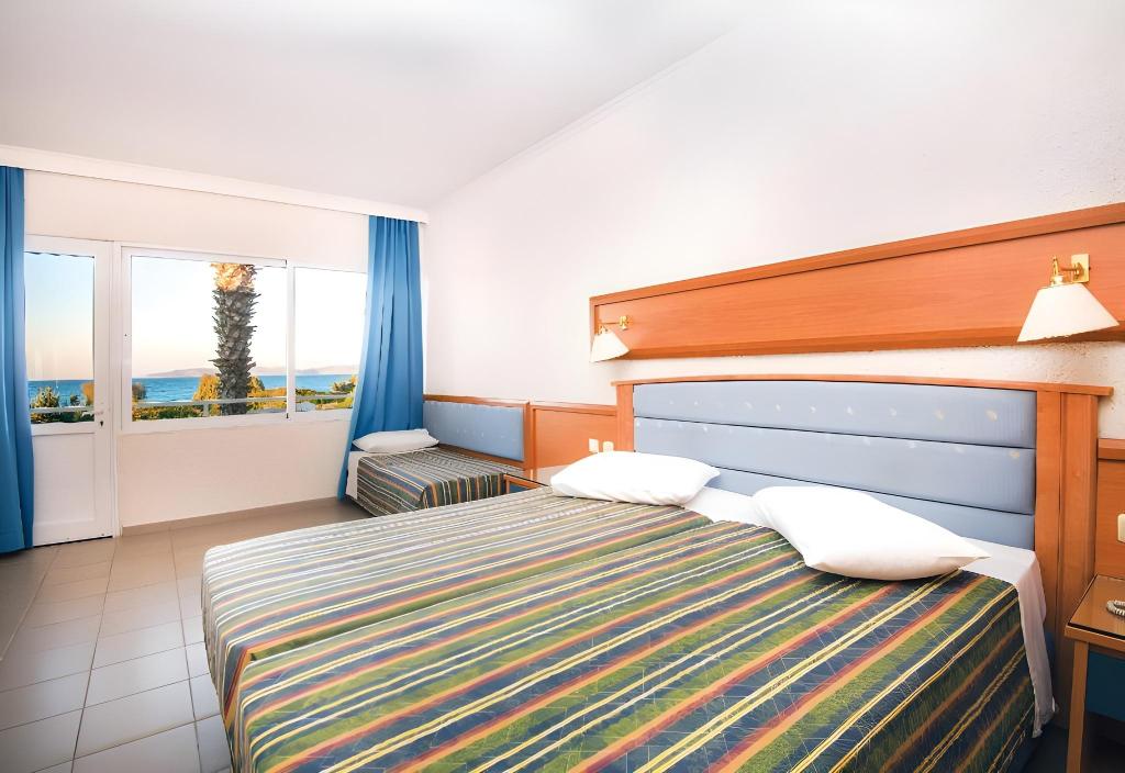 Room, Double Bed, Land View