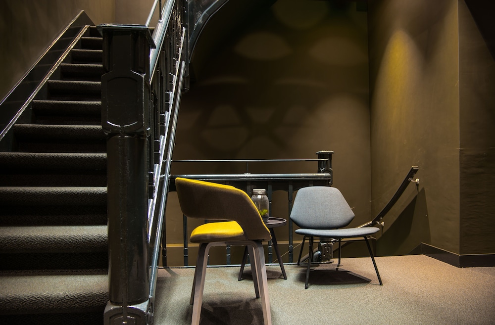 De Jonker Urban Studios & Suites 51/60