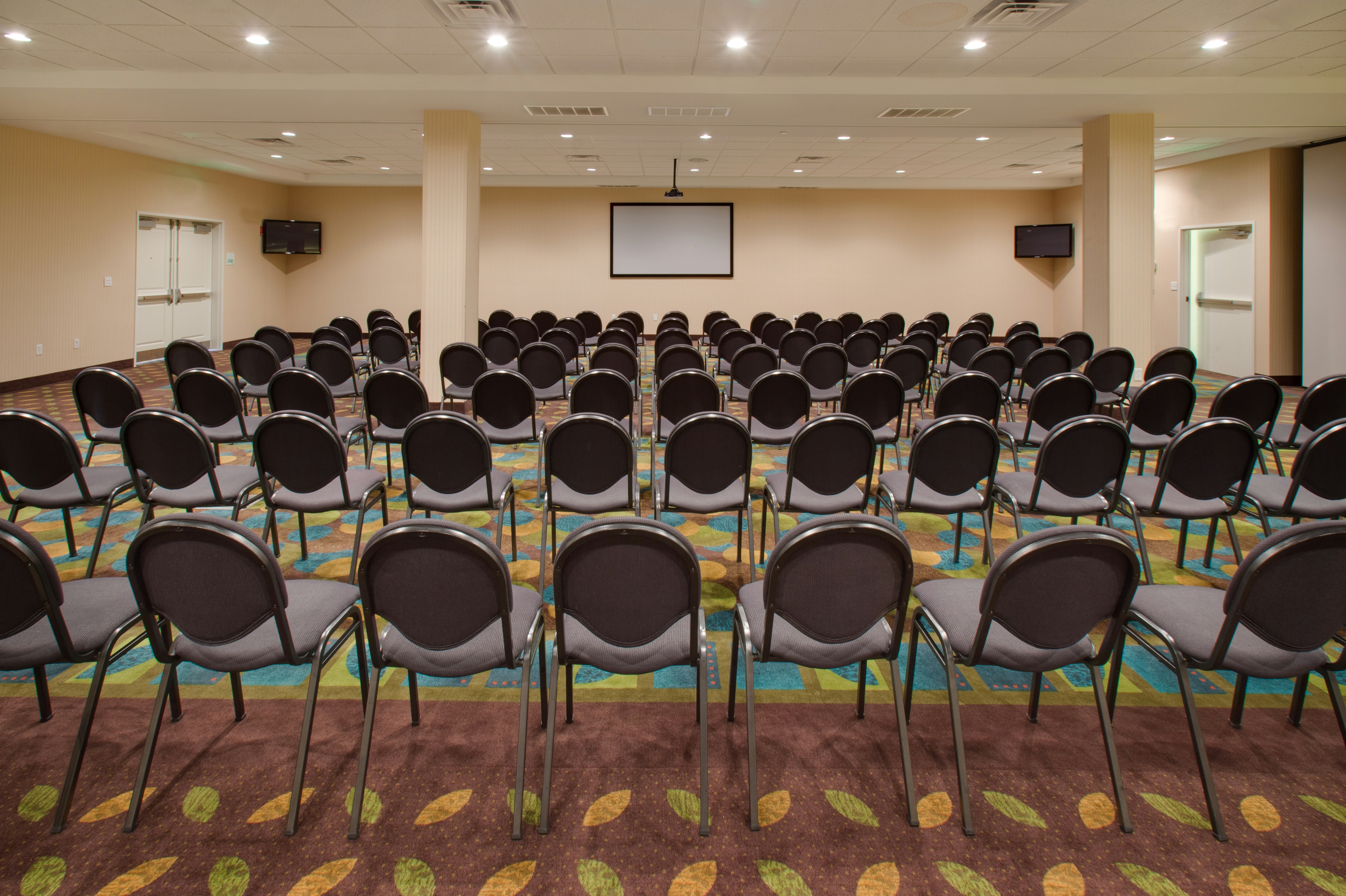 Holiday Inn Lincoln Southwest 36/43
