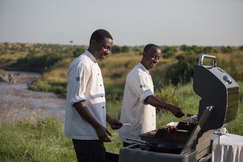 Sand River Masai Mara 1/43