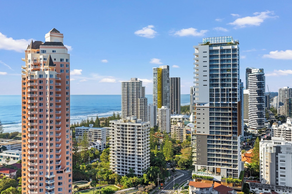 Encore Broadbeach 47/50