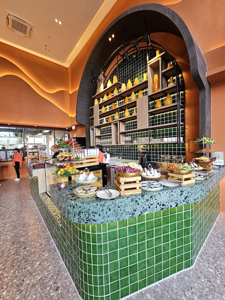 Hotel Adam Krabi 74/83