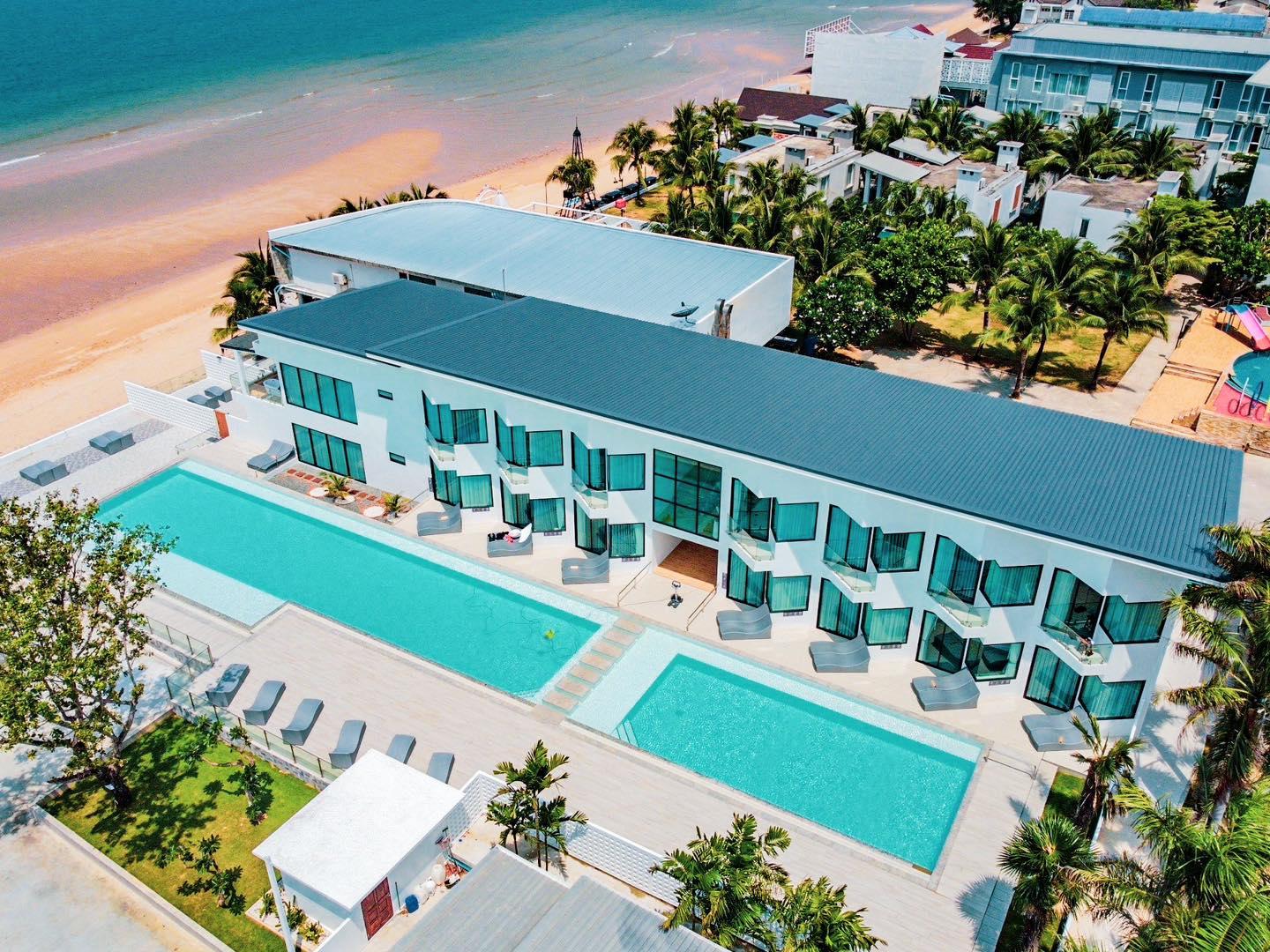 Rattana Pura Beach Resort 2/54
