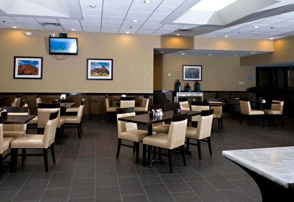 Howard Johnson Texarkana 20/24