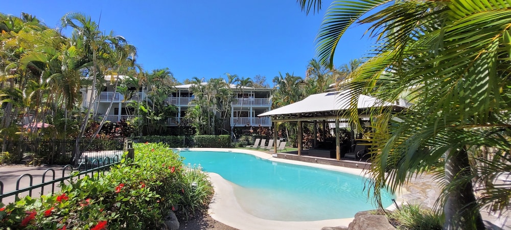 South Pacific Resort 74/78