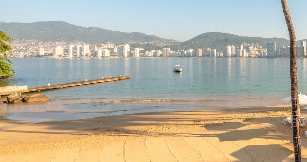 Park Royal Beach Acapulco - All Inclusive 44/50