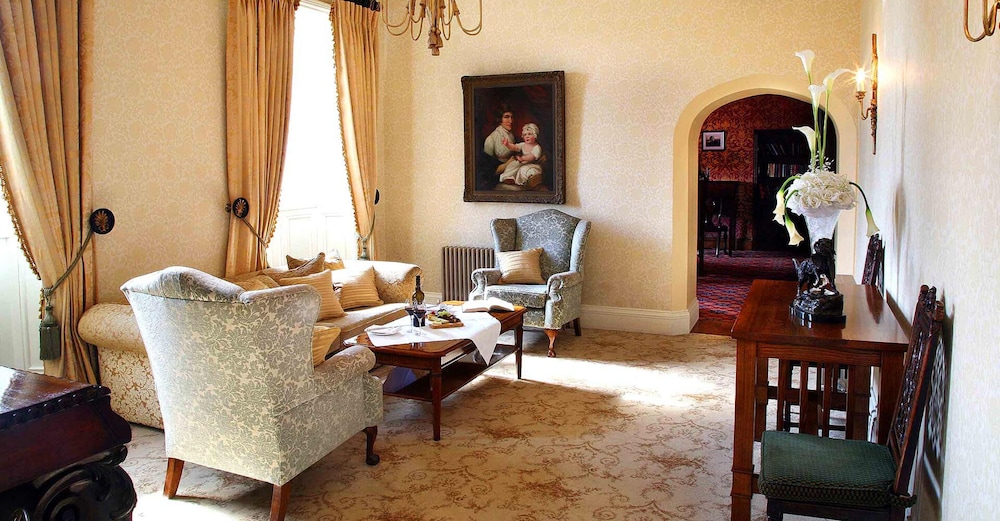 Lough Rynn Castle 22/50