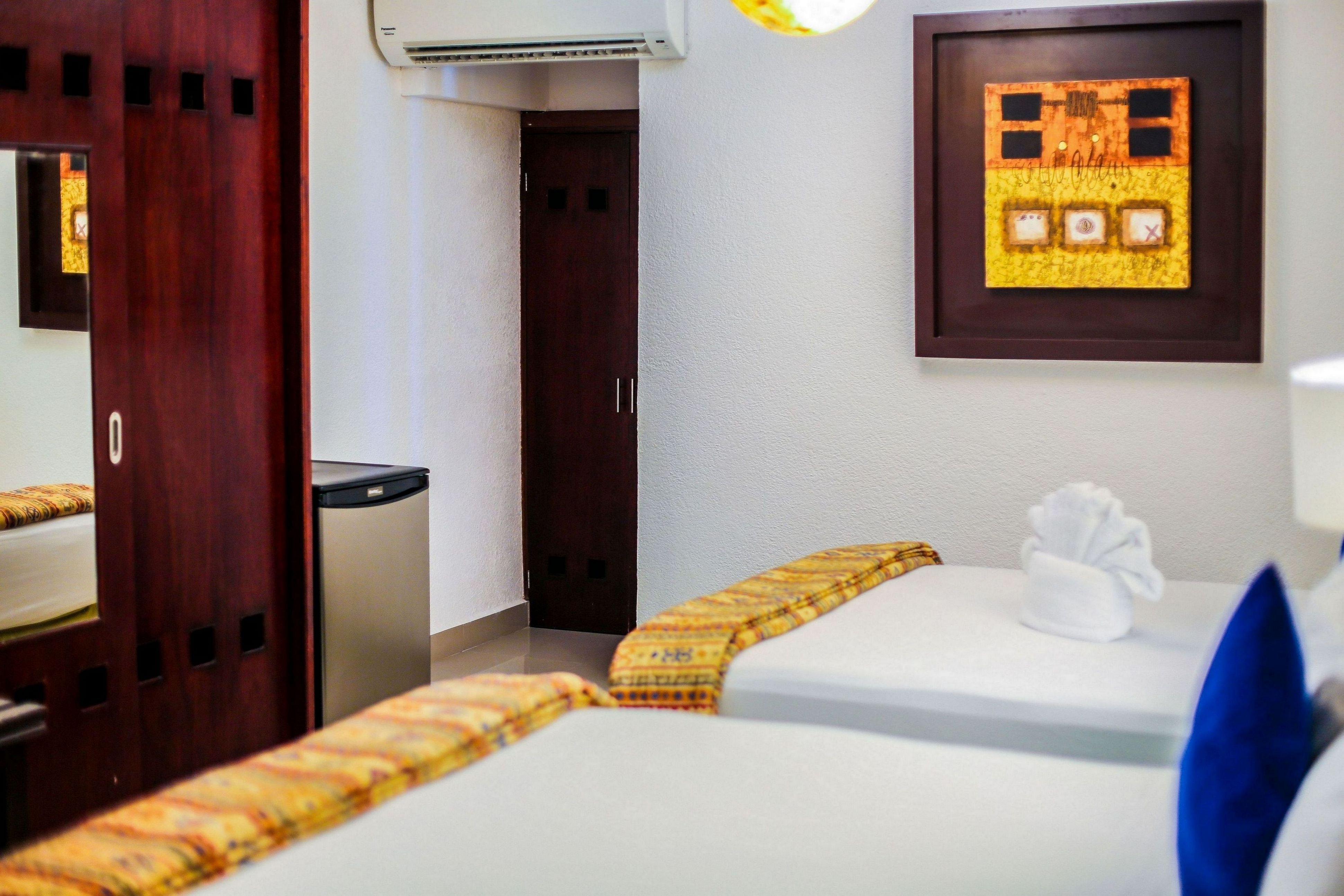 Room Standard 2 queen beds