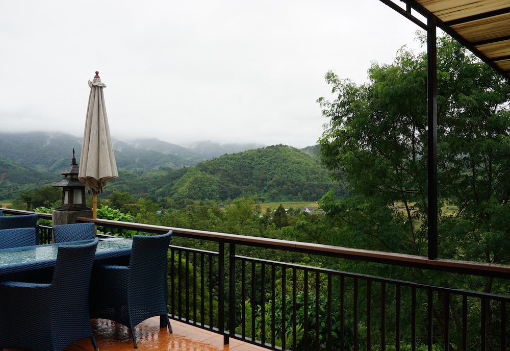 Kornwat Garden Resort 66/71