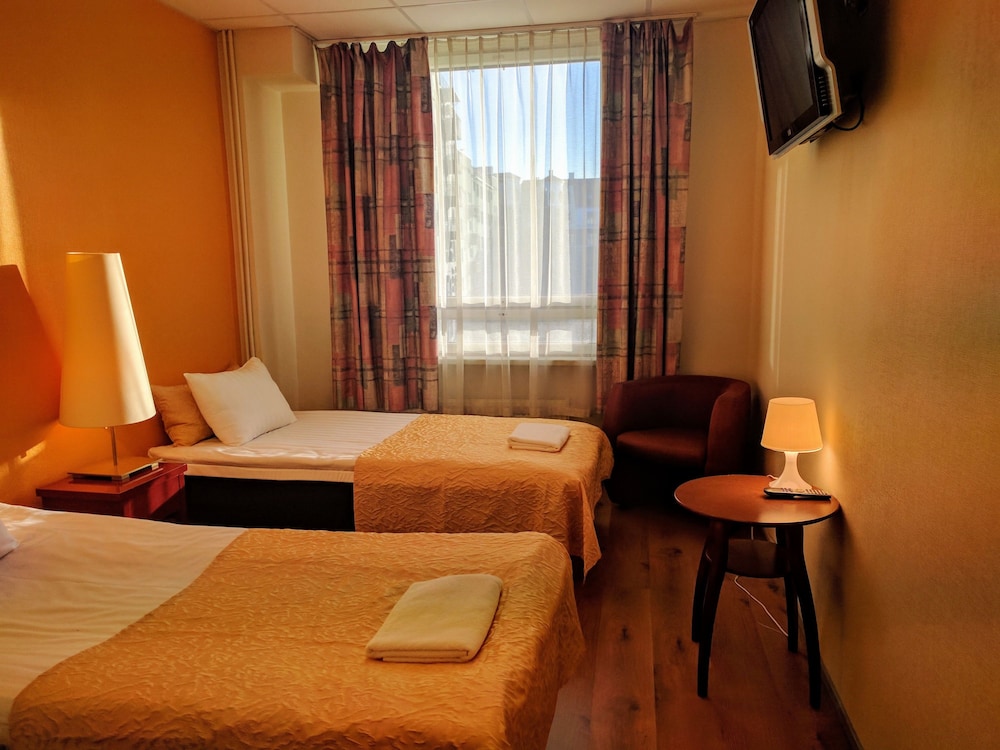 Center Hotel 21/62