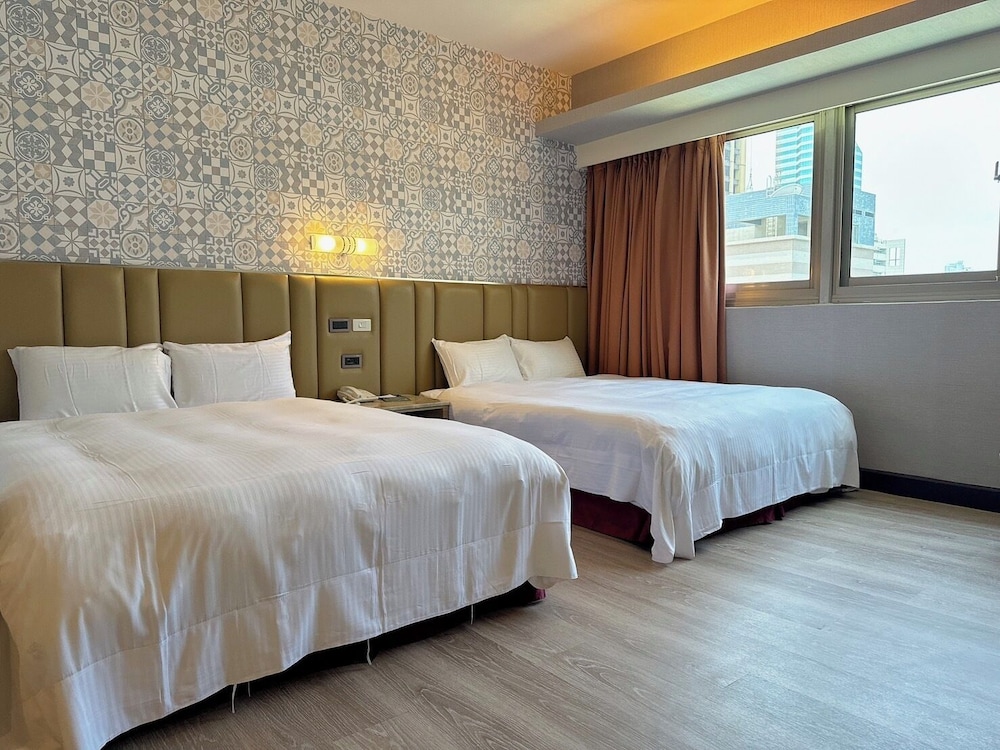 Toong Mao Evergreen Hotel 7/40