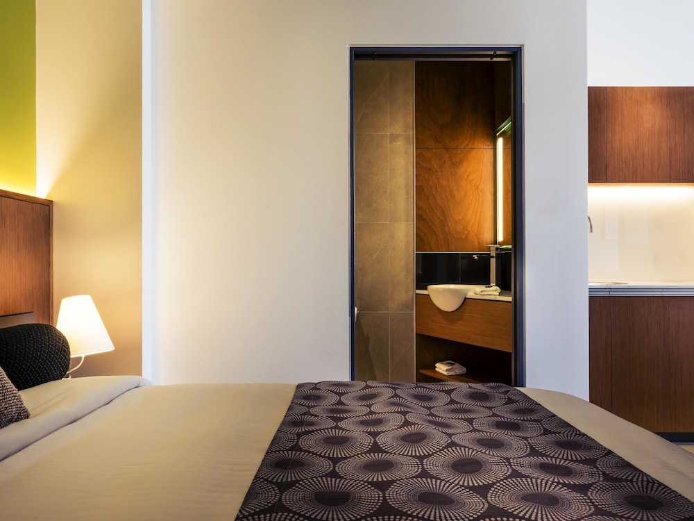 2 BEDROOMS, PENTHOUSE