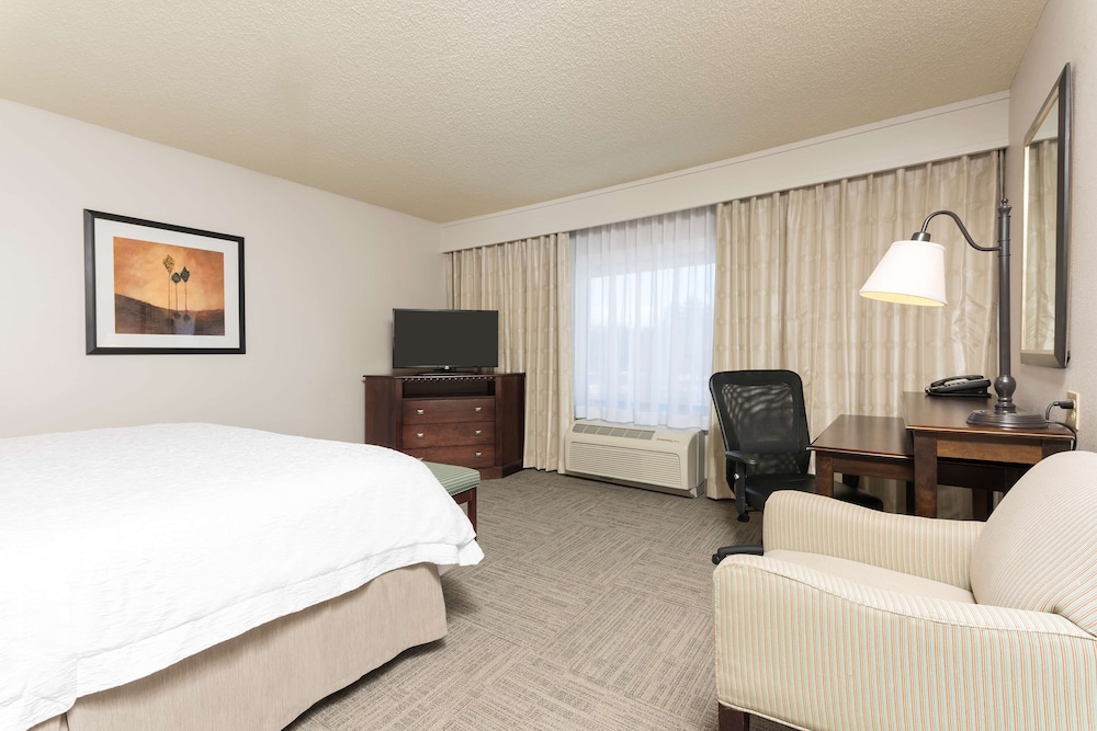Hampton Inn & Suites Hartford - Manchester 25/61